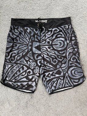 RARE Hinano 1955 Collection Tahiti Board Shorts -Men's Sz. 40- Black/White - EUC